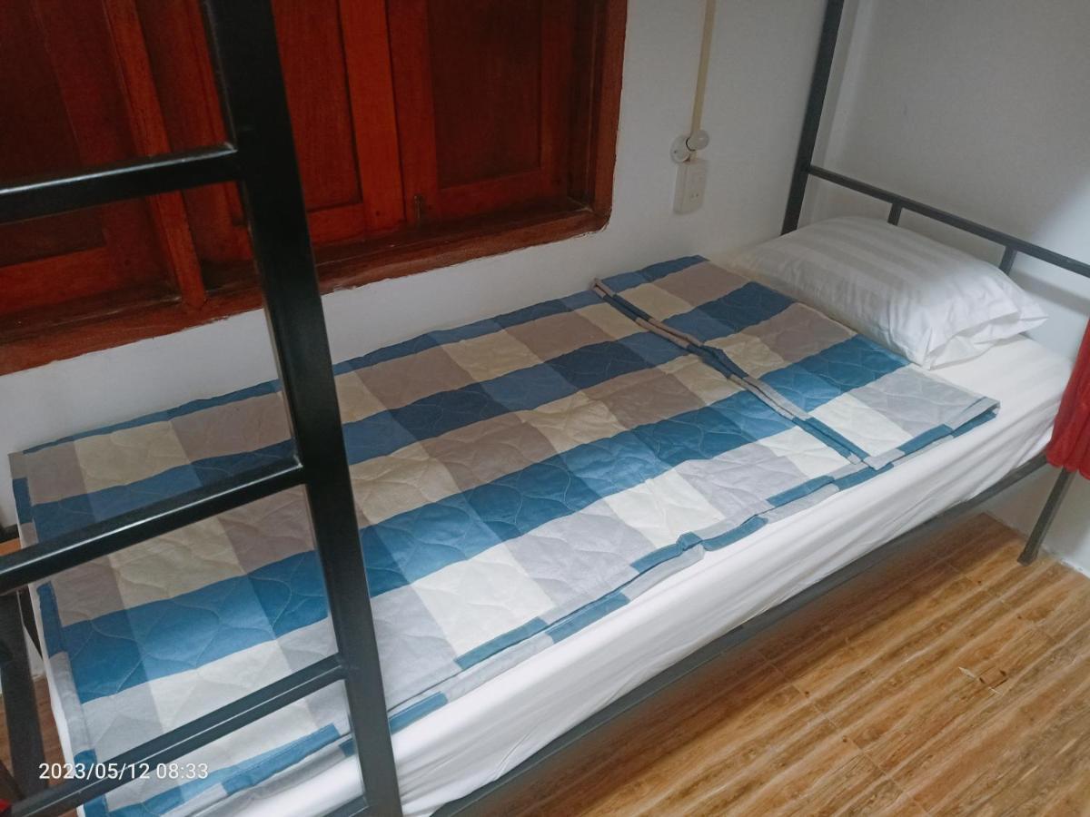 Aurora Backpackers Hostel Luang Prabang Exteriör bild