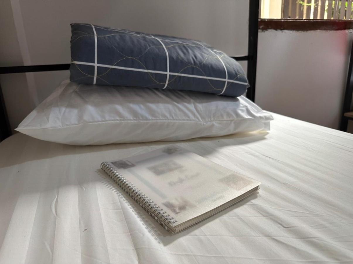 Aurora Backpackers Hostel Luang Prabang Exteriör bild