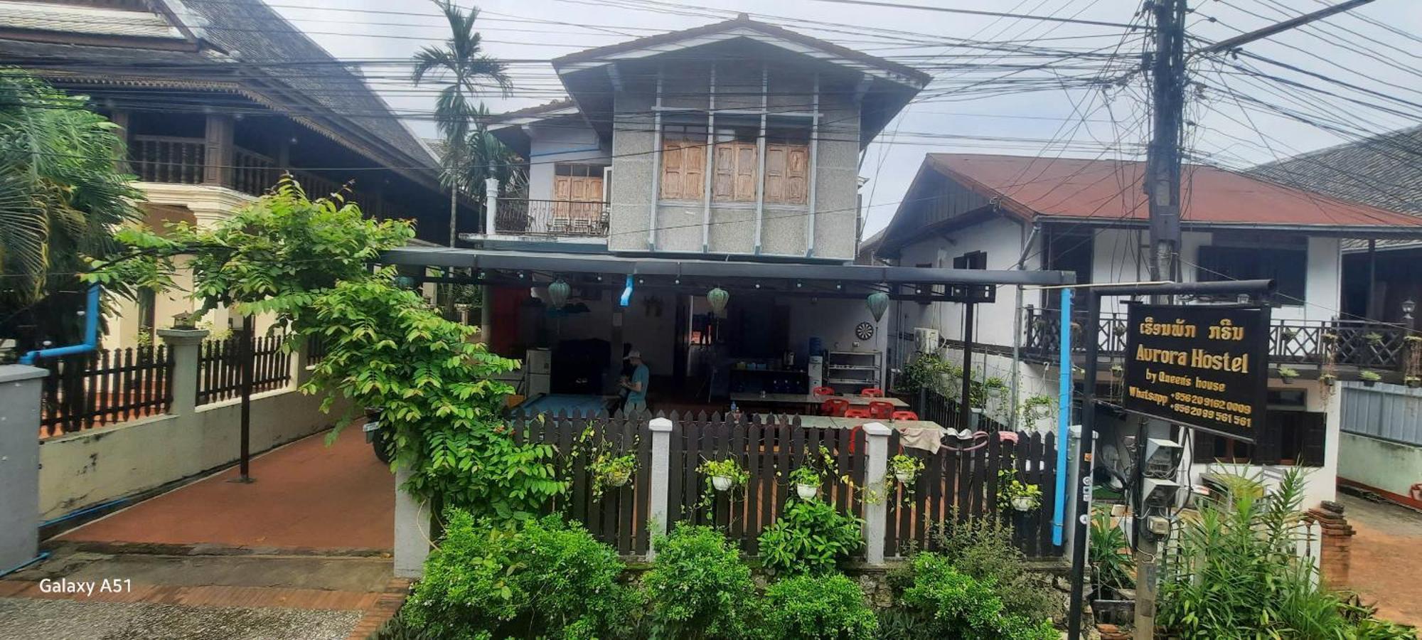 Aurora Backpackers Hostel Luang Prabang Exteriör bild