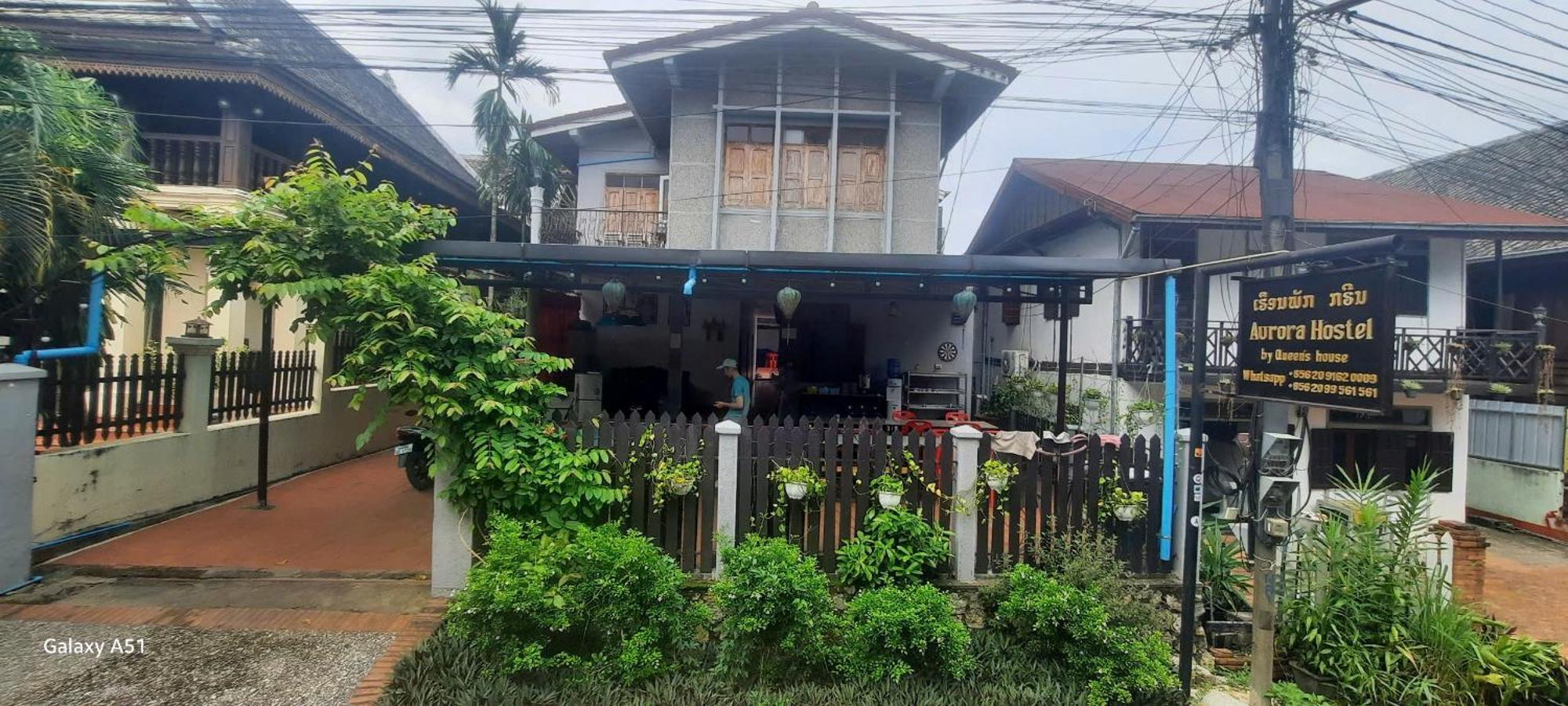 Aurora Backpackers Hostel Luang Prabang Exteriör bild