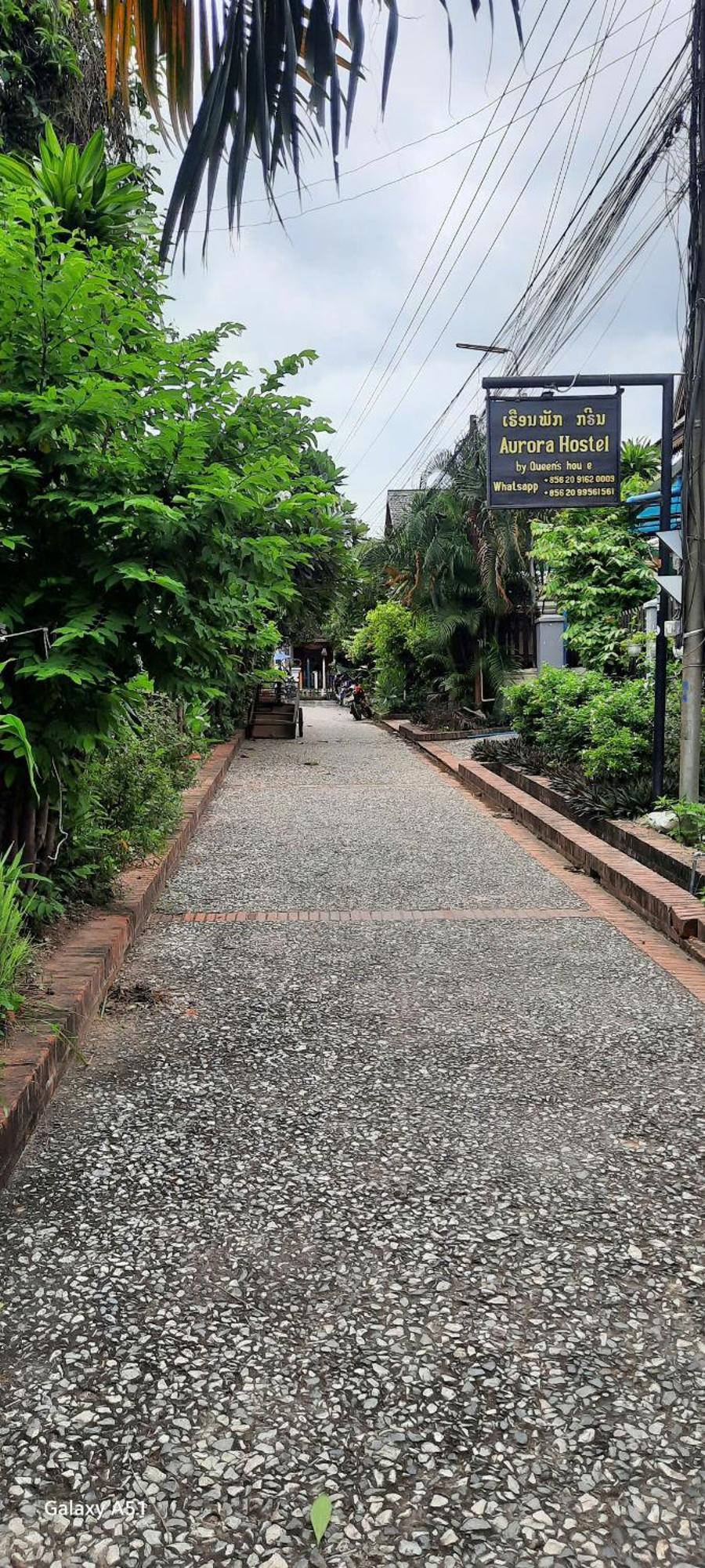 Aurora Backpackers Hostel Luang Prabang Exteriör bild