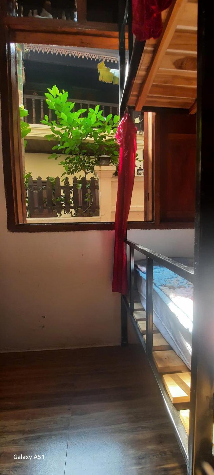 Aurora Backpackers Hostel Luang Prabang Exteriör bild