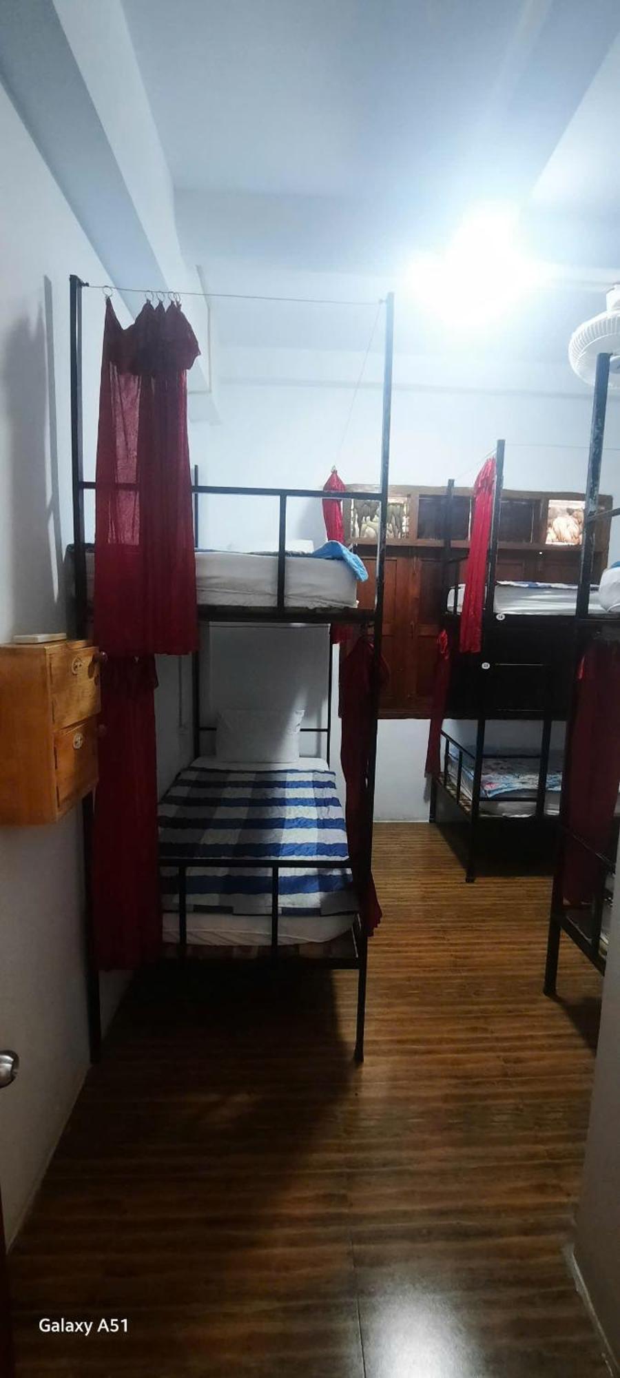 Aurora Backpackers Hostel Luang Prabang Exteriör bild