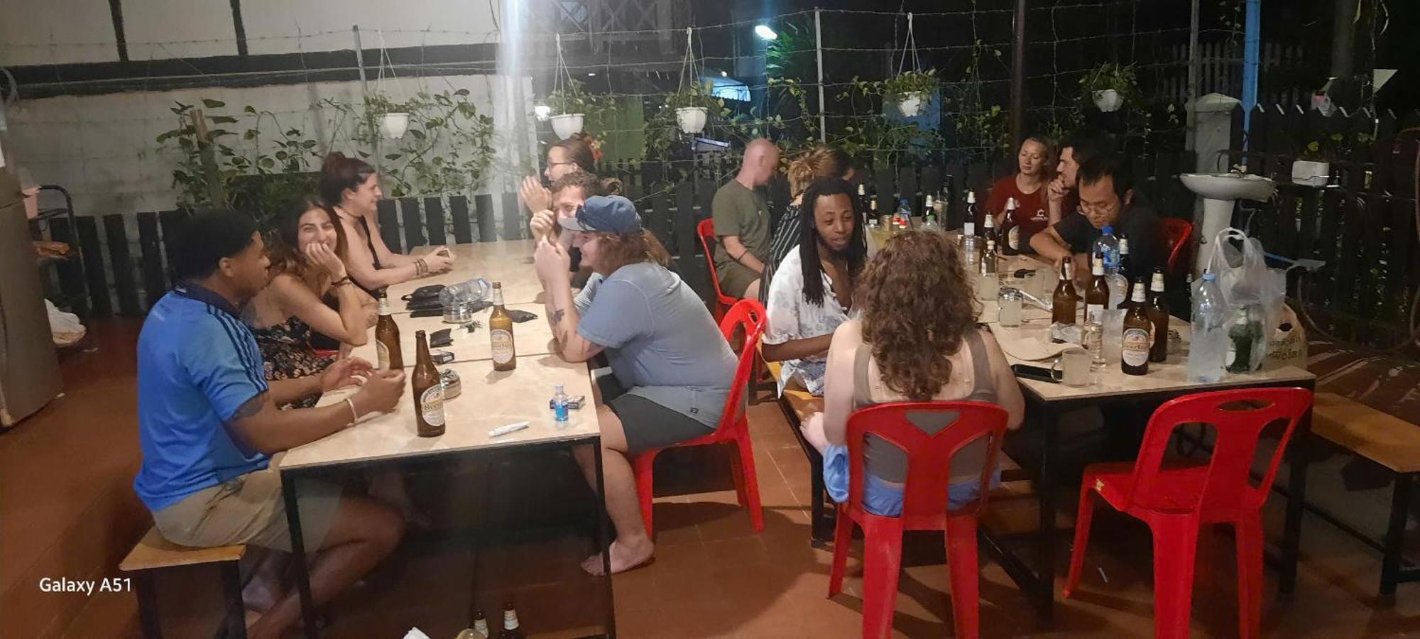 Aurora Backpackers Hostel Luang Prabang Exteriör bild